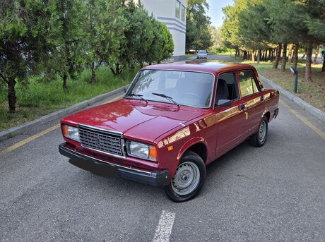 LADA (VAZ) 2107