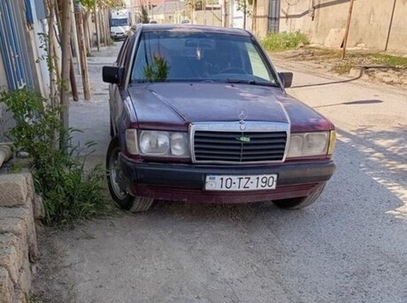 Mercedes 190