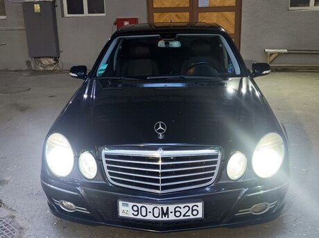 Mercedes E 220