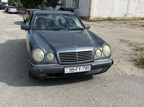 Mercedes C 280