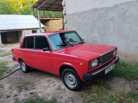 LADA (VAZ) 2107