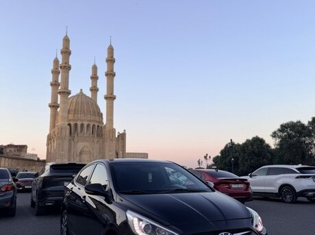 Hyundai Accent