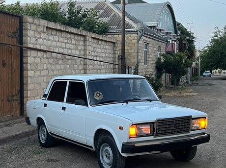 LADA (VAZ) 2107