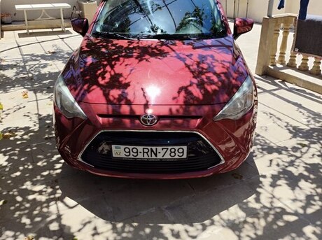 Toyota Yaris iA