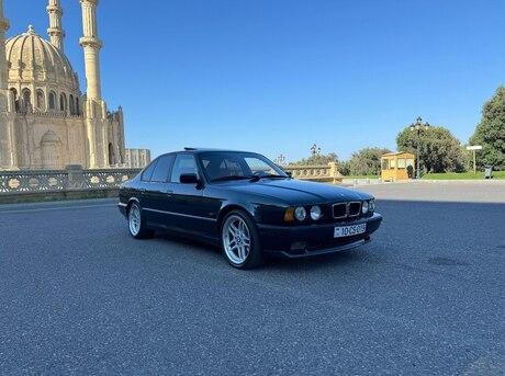 BMW 525