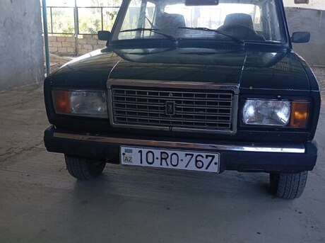 LADA (VAZ) 2107