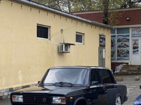 LADA (VAZ) 2107