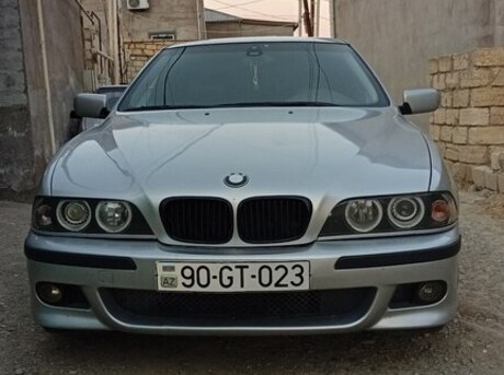 BMW 525