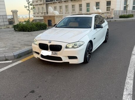 BMW 528