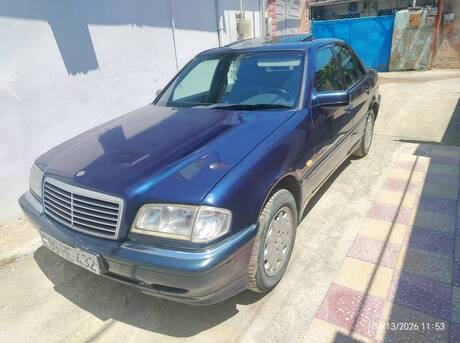 Mercedes C 200