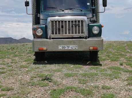 GAZ 53