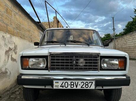 LADA (VAZ) 2107