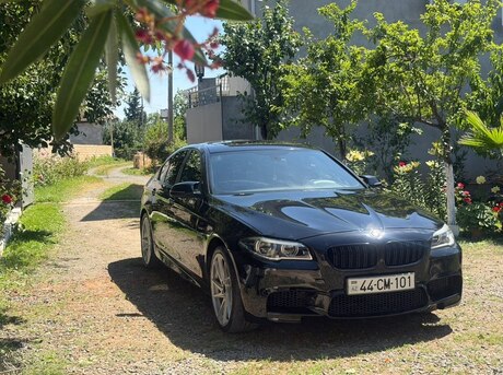 BMW 528