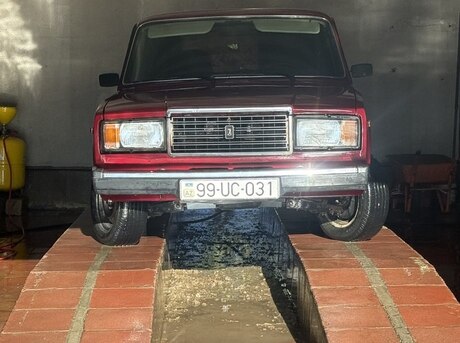 LADA (VAZ) 2107