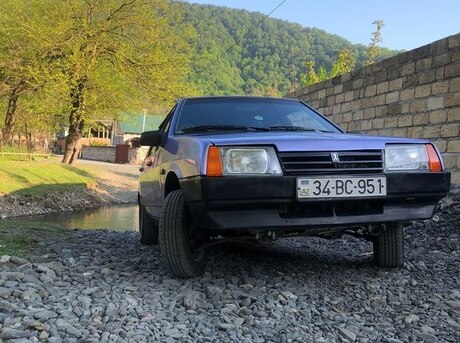 LADA (VAZ) 2109