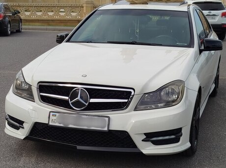 Mercedes C 250