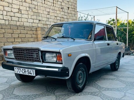 LADA (VAZ) 2107