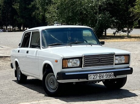 LADA (VAZ) 2107