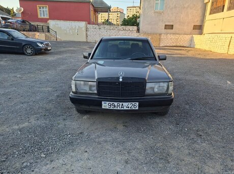 Mercedes 190