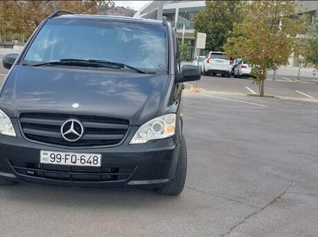 Mercedes Viano