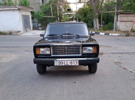 LADA (VAZ) 2107