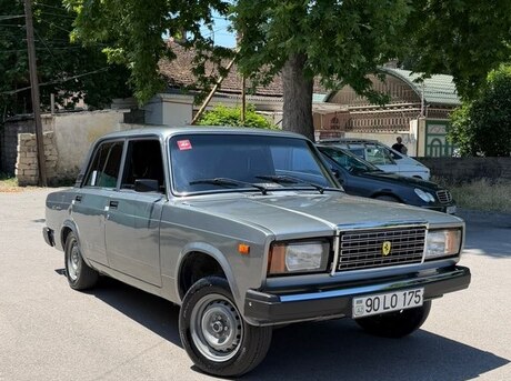 LADA (VAZ) 2107