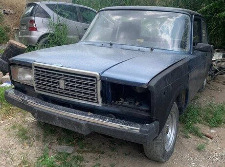 LADA (VAZ) 2107