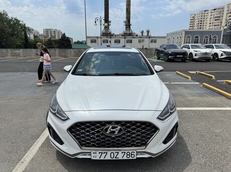 Hyundai Sonata