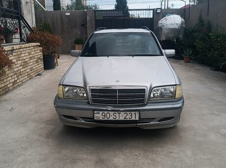 Mercedes C 220