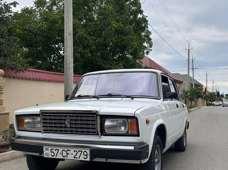 LADA (VAZ) 2107