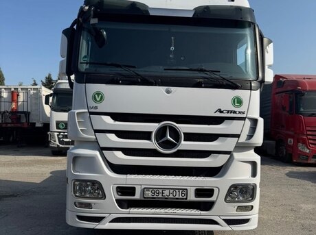 Mercedes Actros 1846