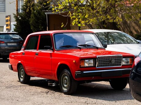 LADA (VAZ) 2107
