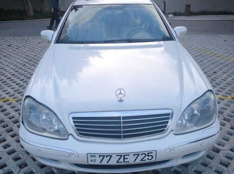 Mercedes S 320