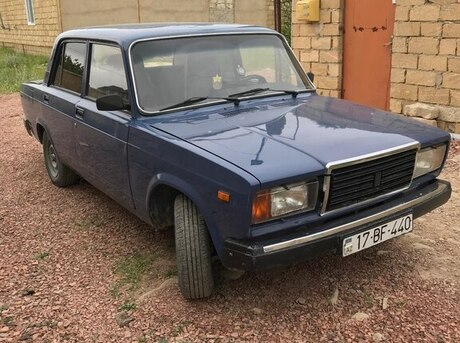 LADA (VAZ) 2107