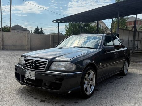 Mercedes C 220