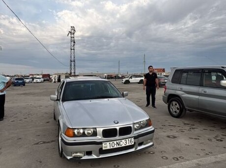 BMW 325