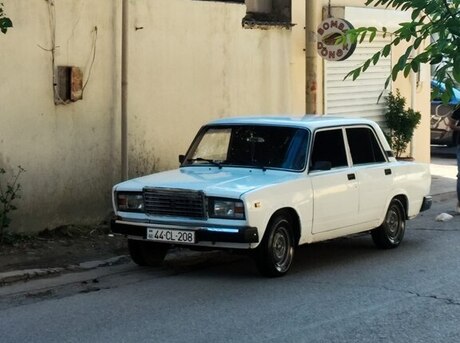 LADA (VAZ) 2107