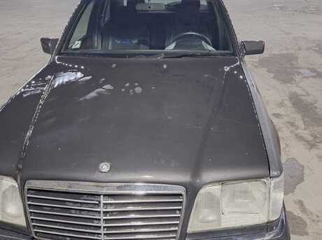 Mercedes 250 D