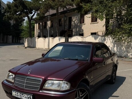 Mercedes C 220