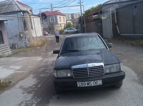 Mercedes 190