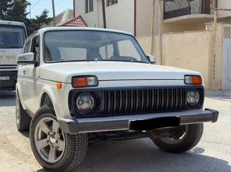 LADA (VAZ) Niva