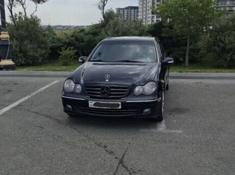 Mercedes C 230