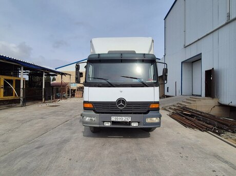 Mercedes Atego 1323