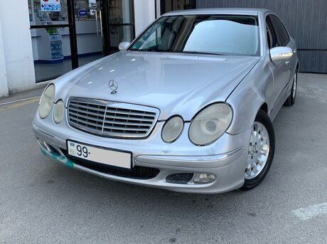 Mercedes E 270