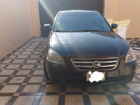 Nissan Altima