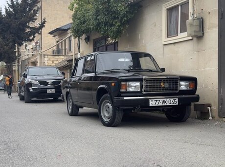 LADA (VAZ) 2107