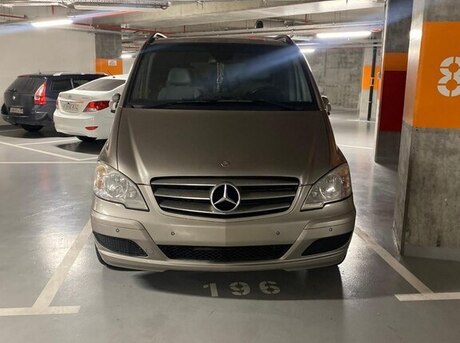Mercedes Viano