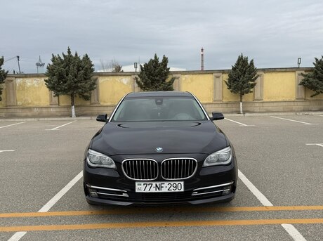 BMW 740