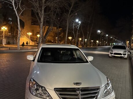 Hyundai Genesis