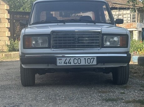 LADA (VAZ) 2107